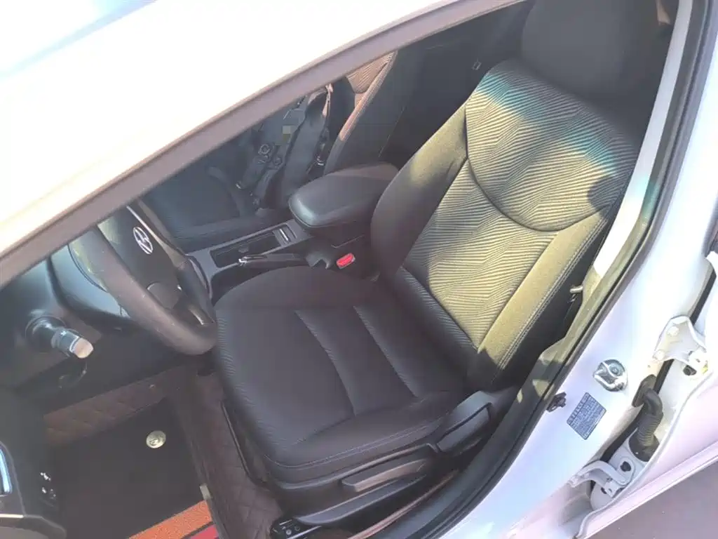 Hyundai Langdong 2015 2015 1.6L Auto Premium
