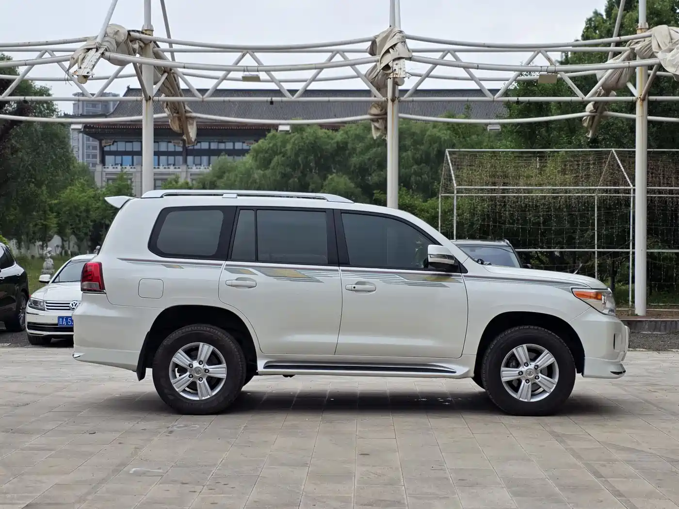 Toyota Land Cruiser (Import) 2015 4.0L V6 Middle East Limited Edition фото 24