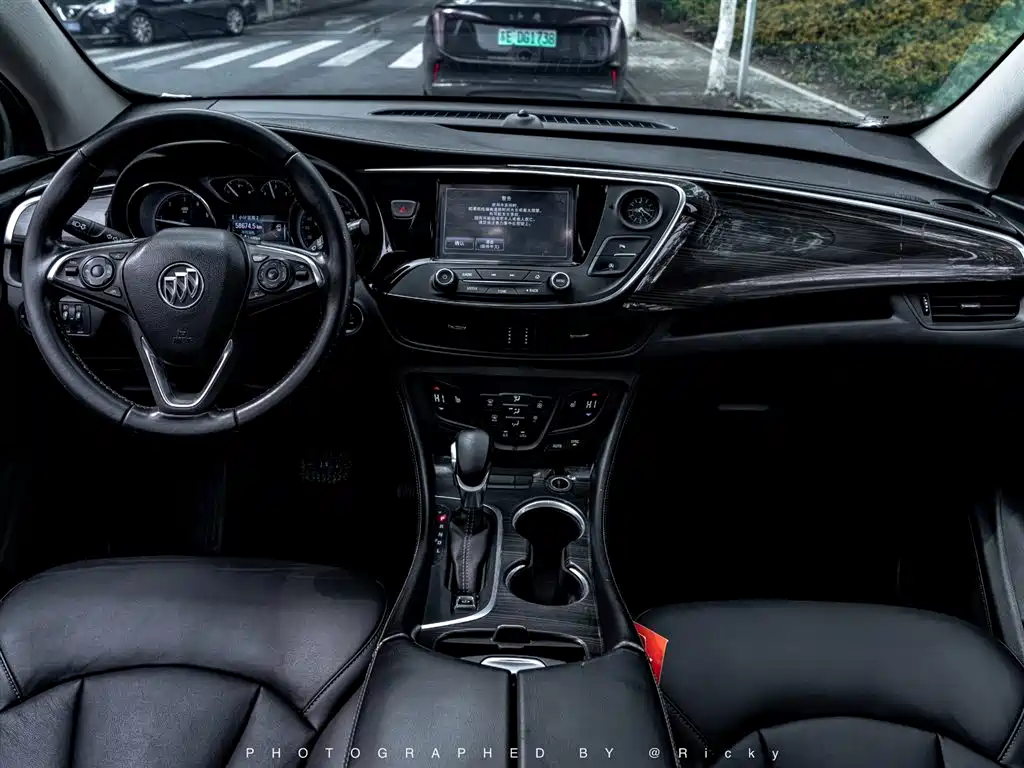 Buick Envision Plus 2018 20T 2WD Elite фото 3
