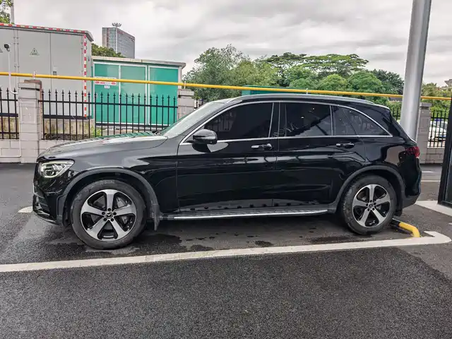 Mercedes-Benz GLC 2022 Facelift III GLC 260 L 4MATIC Dynamic — фото 4
