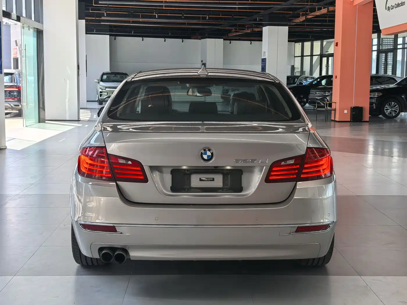 BMW 5 Series 2017 525Li Luxury Design Package фото 8