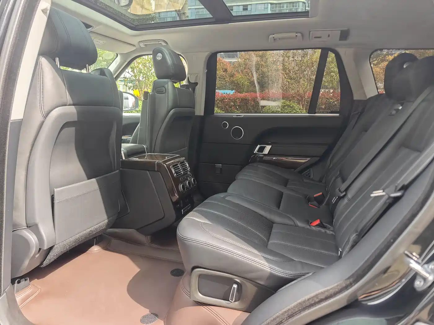 Land Rover Range Rover 2016 3.0 SC V6 Vogue LWB фото 7