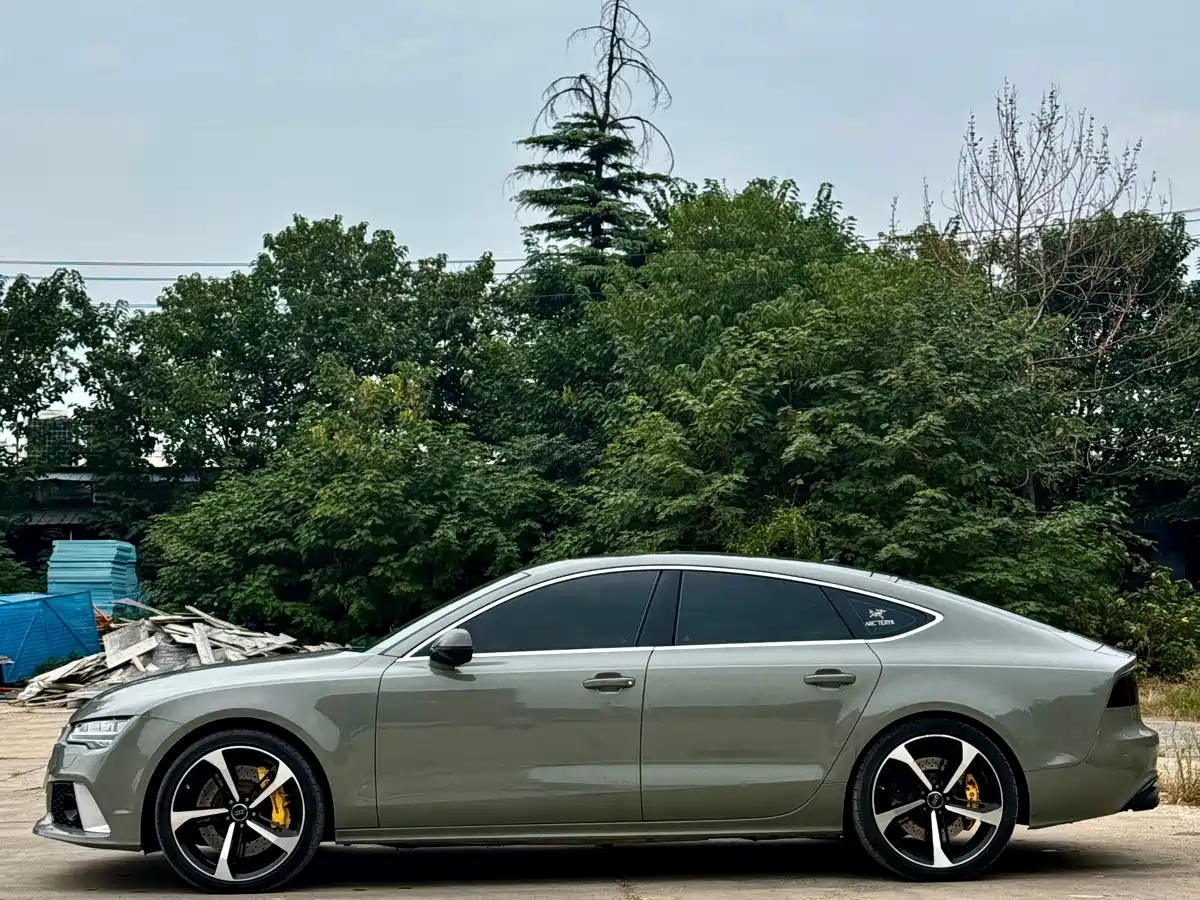 صورة 4 - Audi A7
