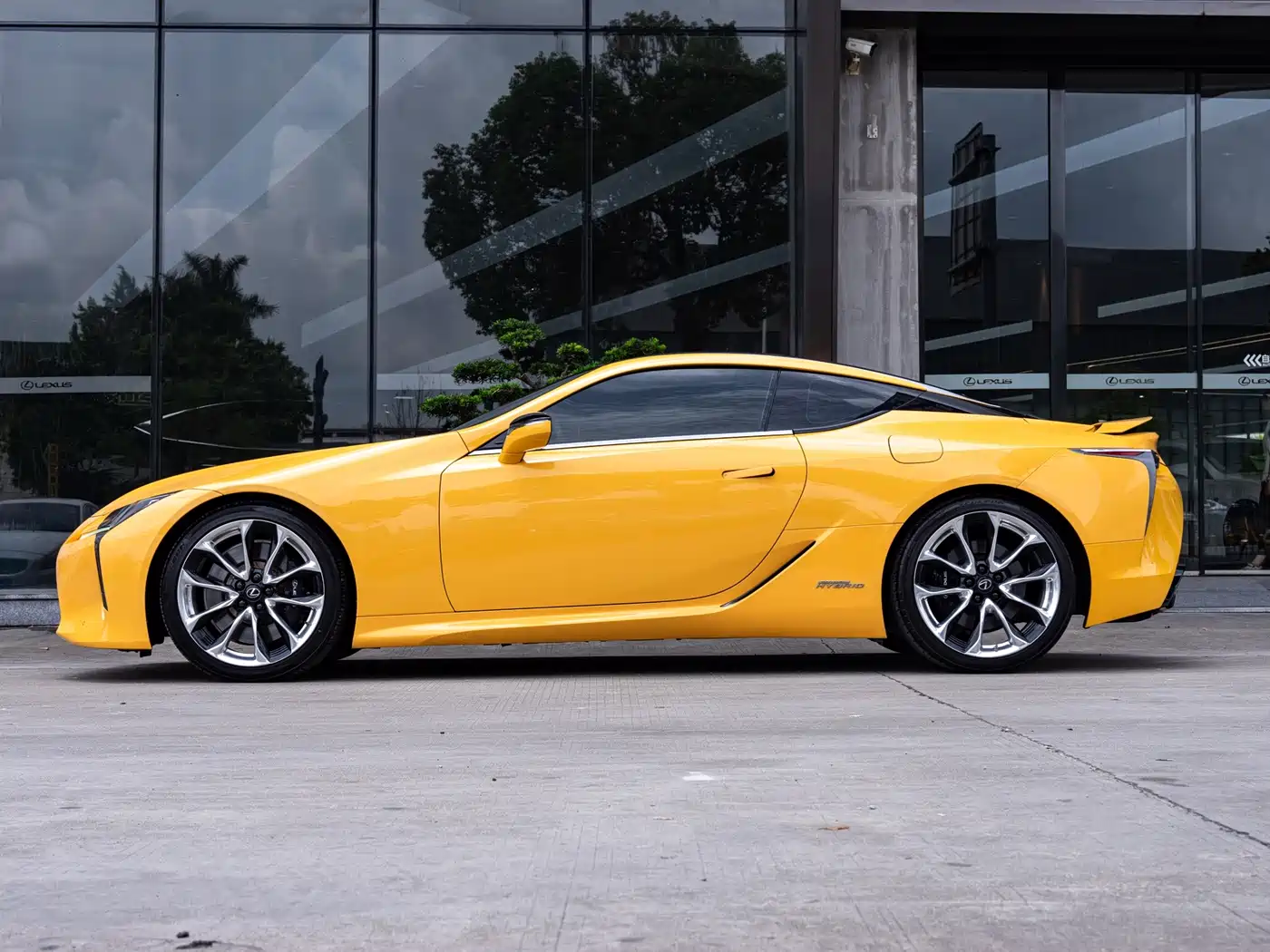 Lexus LC 2018 2018 500h Sport Edition