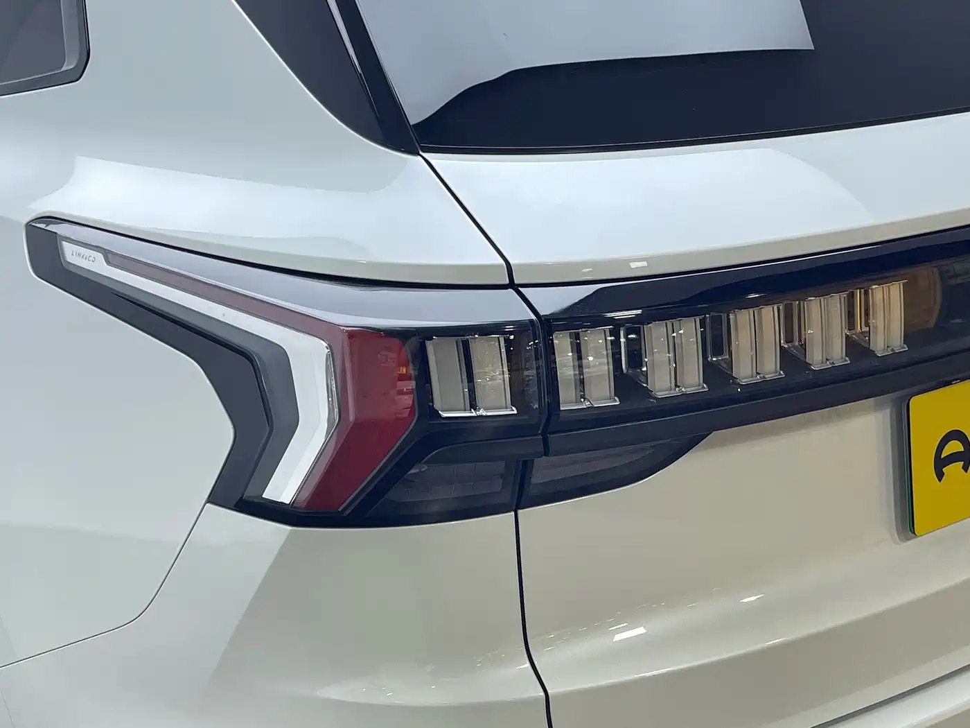 Lynk & Co 09 EM-P 2021 2.0T PHEV Halo 7-Seater фото 11