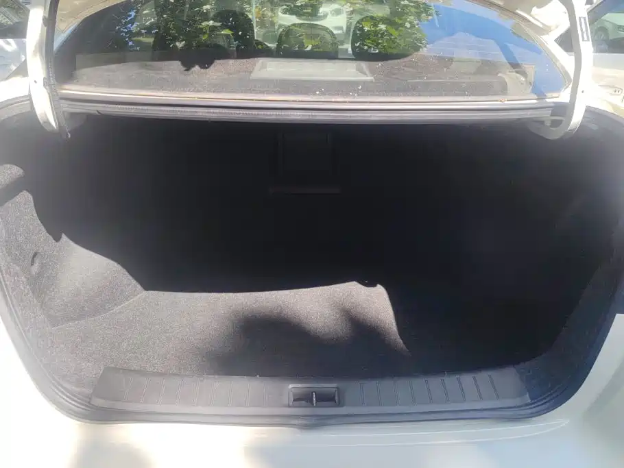Nissan SYLPHY, миниатюра 4
