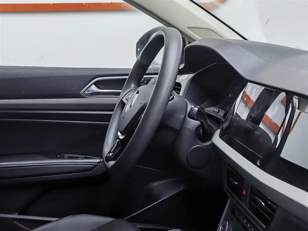Volkswagen Lavida 2021 1.5L Auto Comfort Edition фото 22