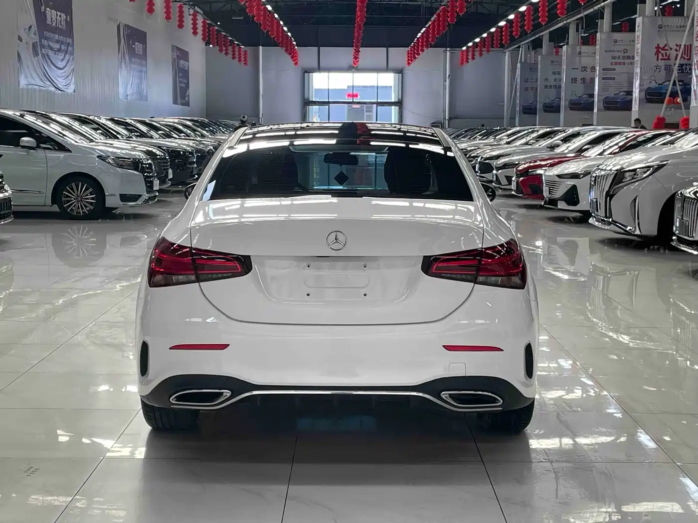 Mercedes-Benz A-Class 2022 A 180 L Sport Sedan фото 5