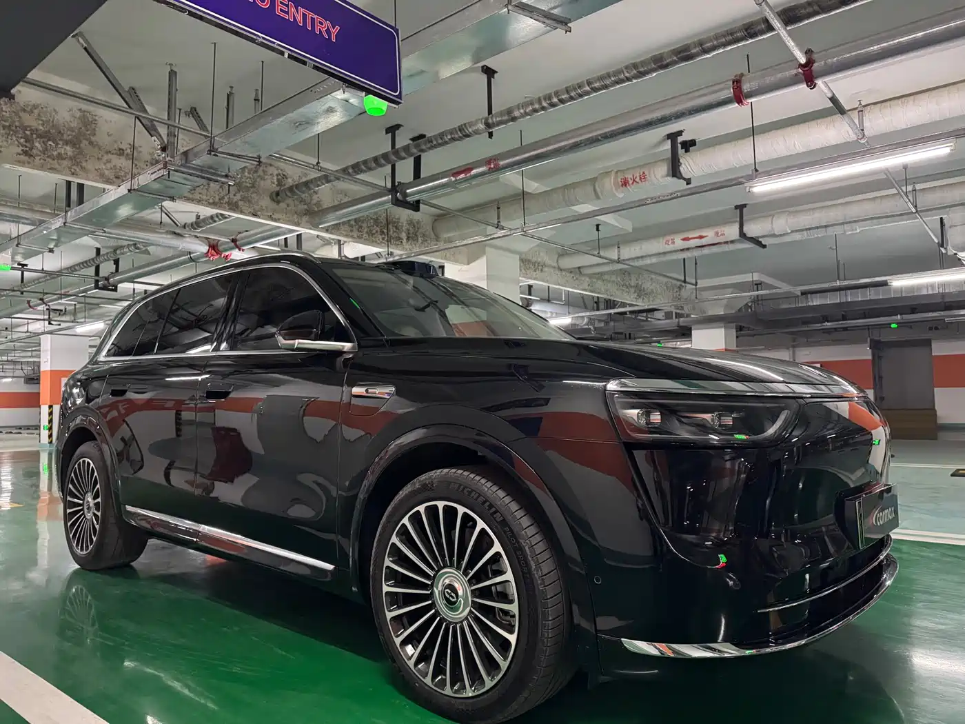 AITO Wenjie AITO M8 2025 Range Extender Max+ Edition 53.4kWh 5-seater фото 2