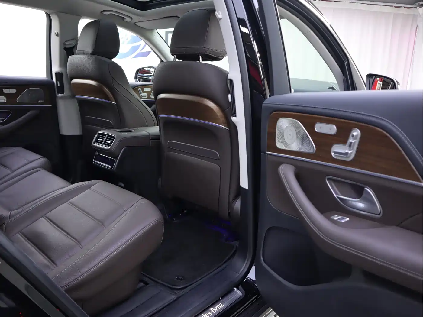 Mercedes-Benz GLS 2022 Facelift GLS 450 4MATIC Luxury фото 22