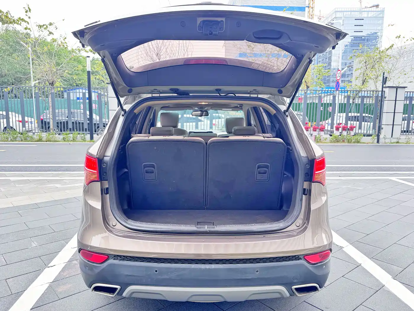 Hyundai Santa Fe 2013 Facelift 2.4L Automatic 4WD Premium фото 25