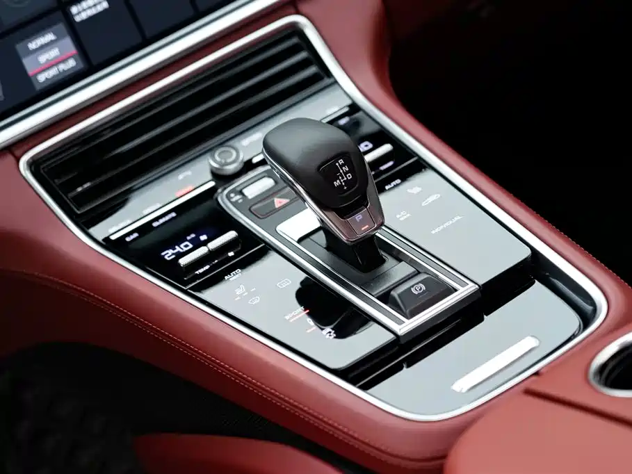 Porsche Panamera 2017 Panamera 4 Executive Long Wheelbase 3.0T фото 16