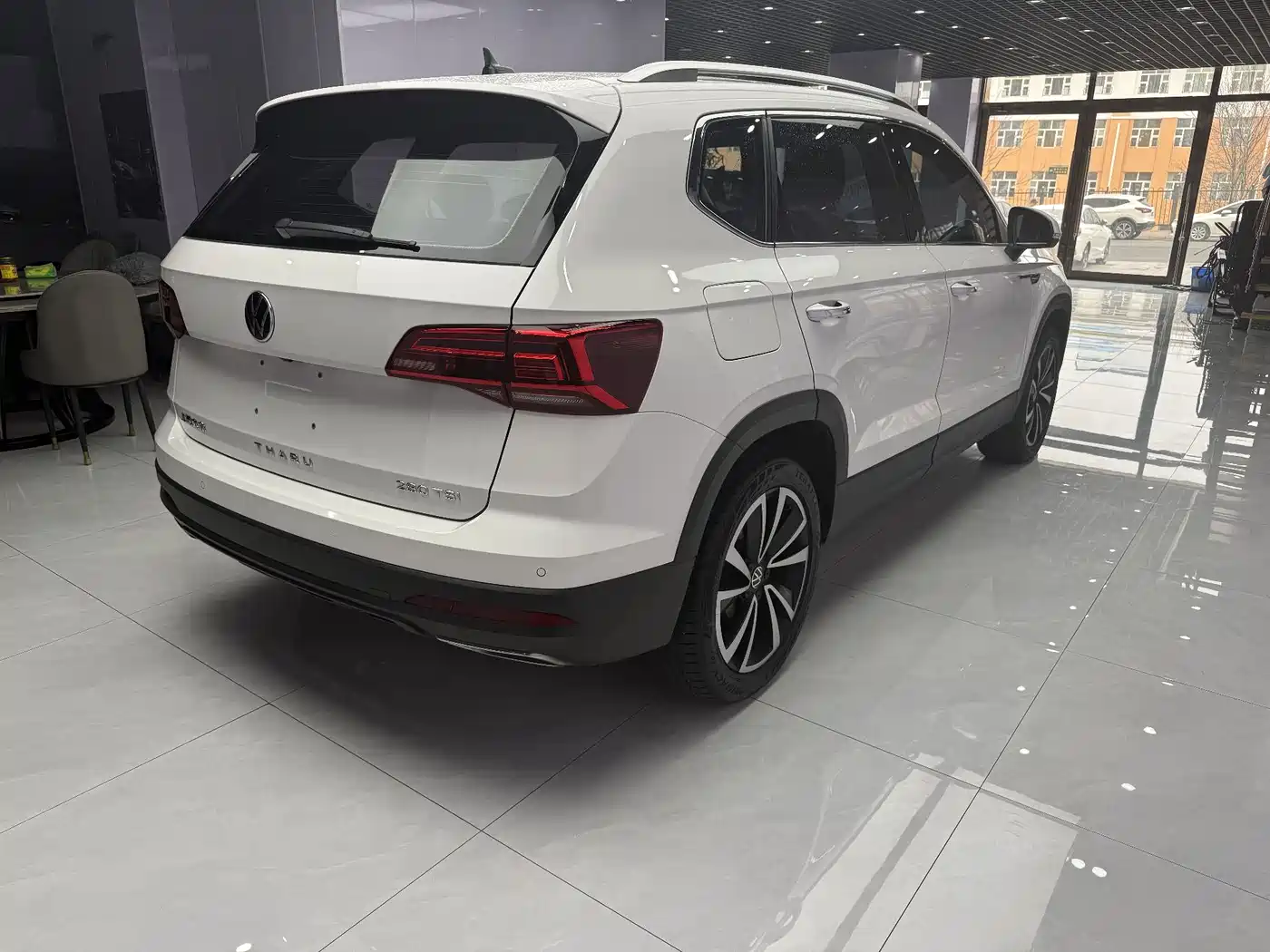Volkswagen Tharu 2021 280TSI 2WD Luxury Plus фото 4