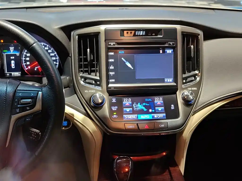 Toyota Crown 2015 2.5L Smart Edition фото 13