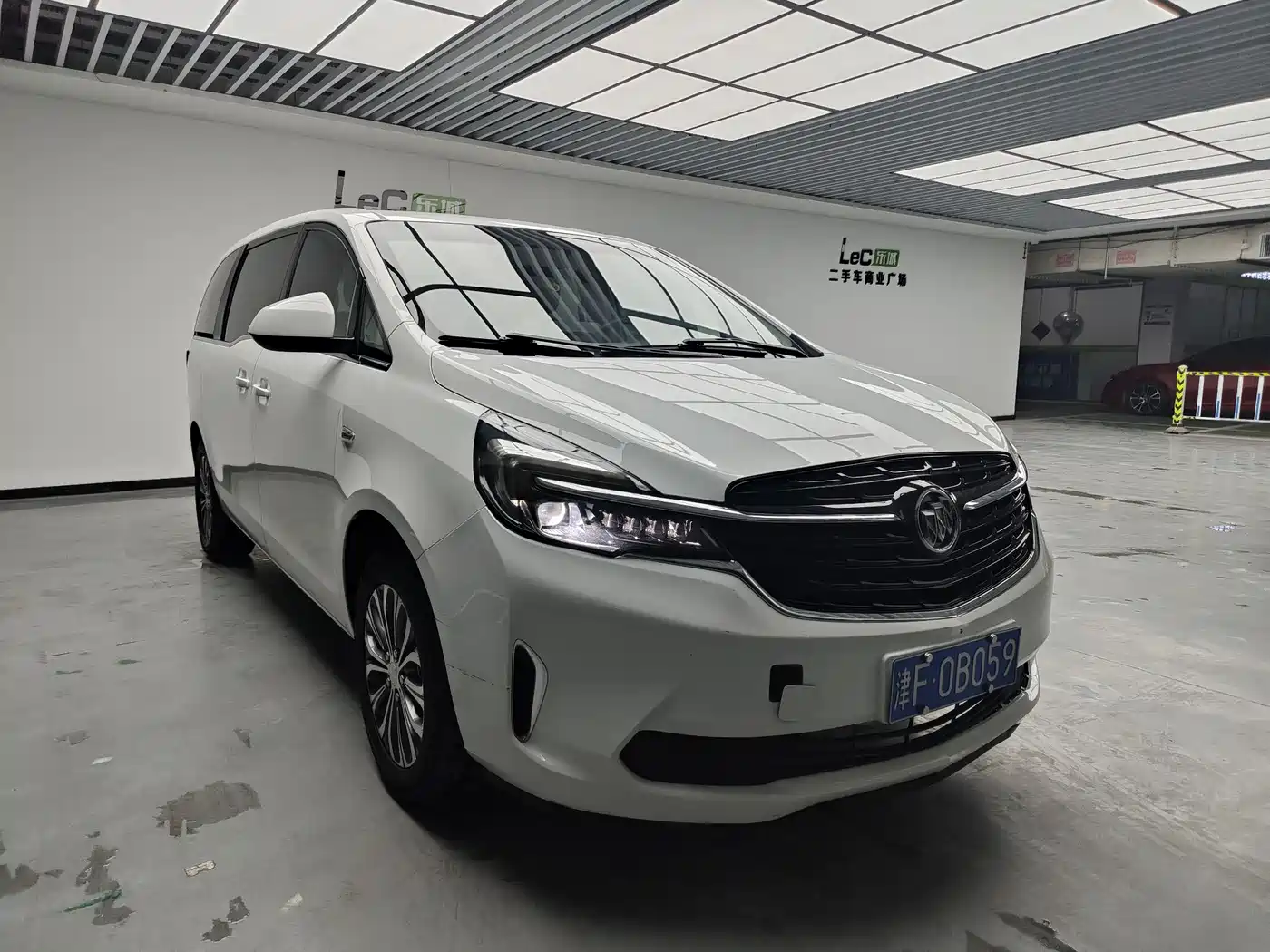BUICK GL8
