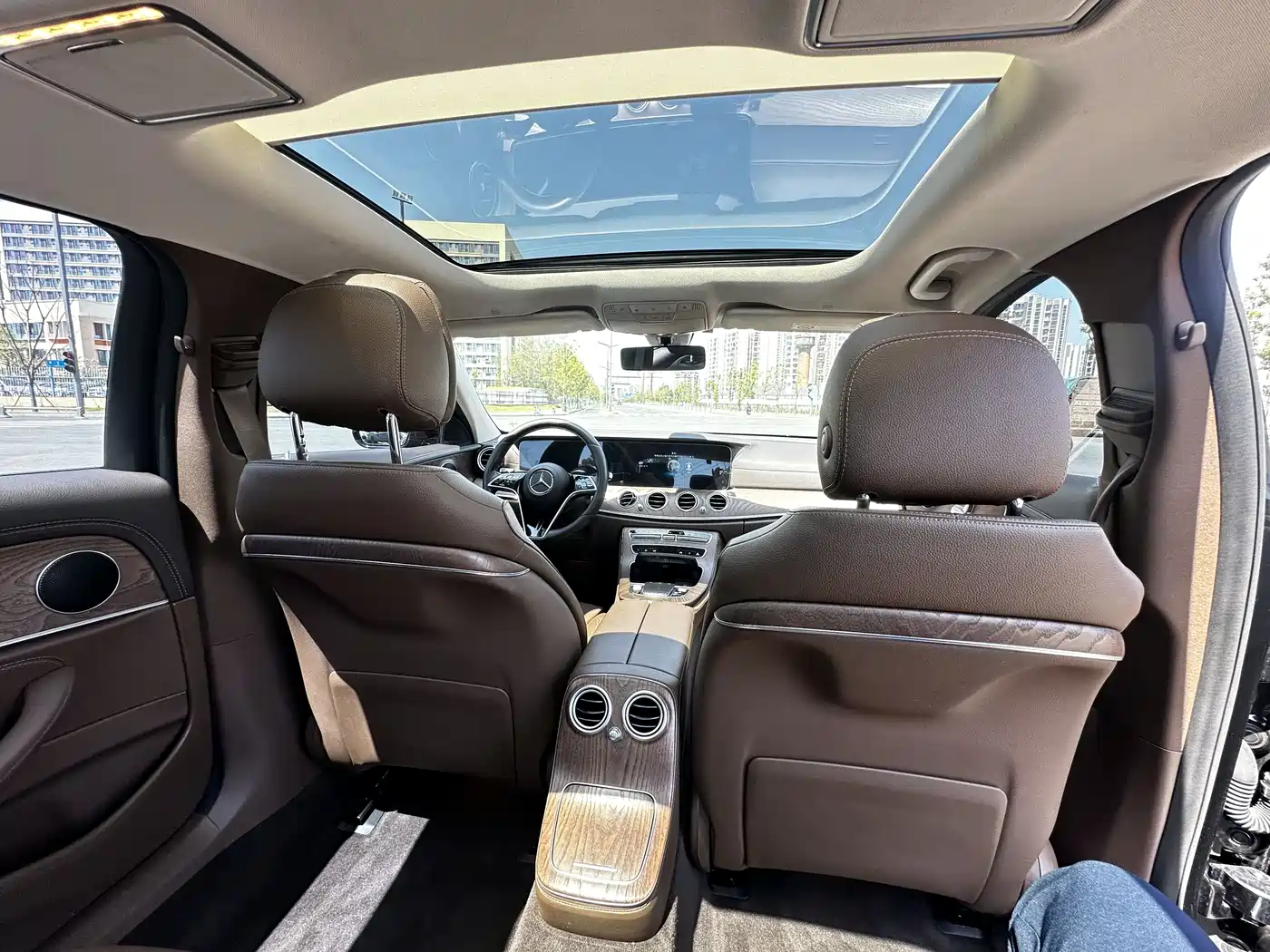 MERCEDES-BENZ E CLASS