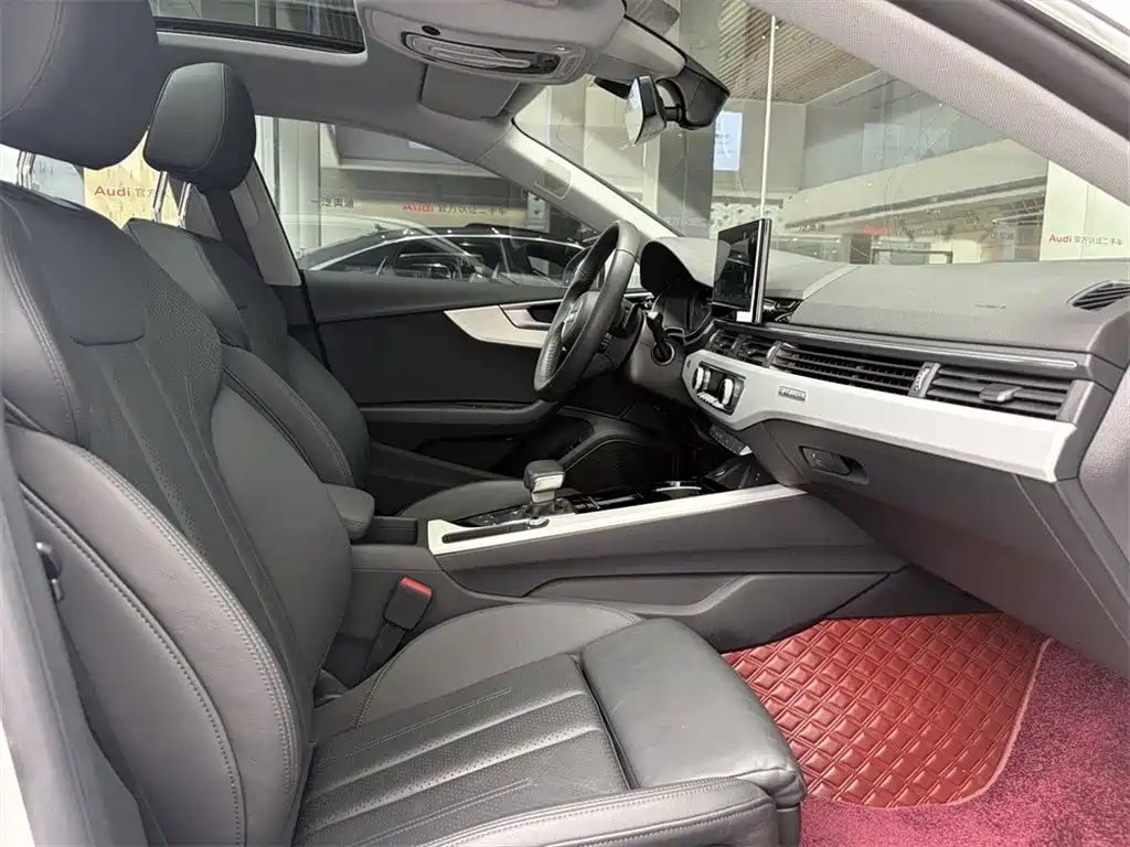 Audi A5 (Import) 2023 2023 Sportback 40 TFSI quattro Luxury Dynamic