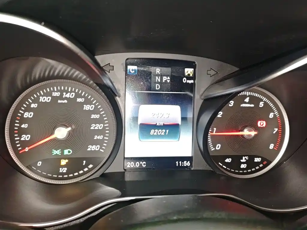 Фото 12 - Mercedes-Benz C-Class