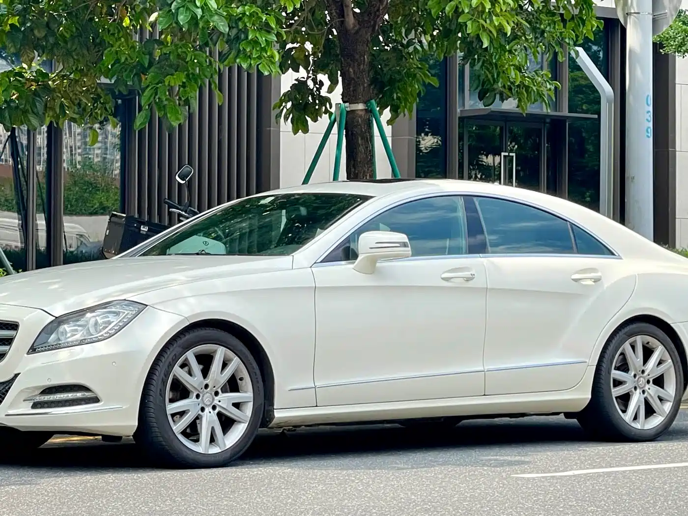 Mercedes-Benz CLS 2012 CLS 300 CGI фото 2