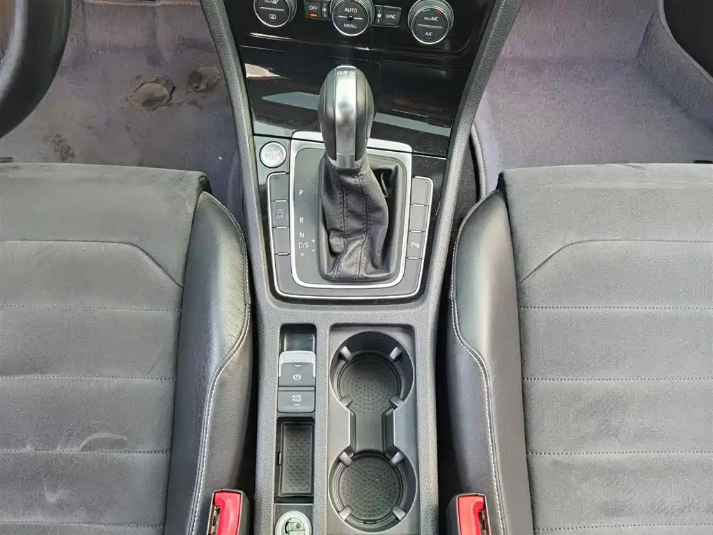 Volkswagen Golf 2015 1.4TSI Automatic Flagship фото 17