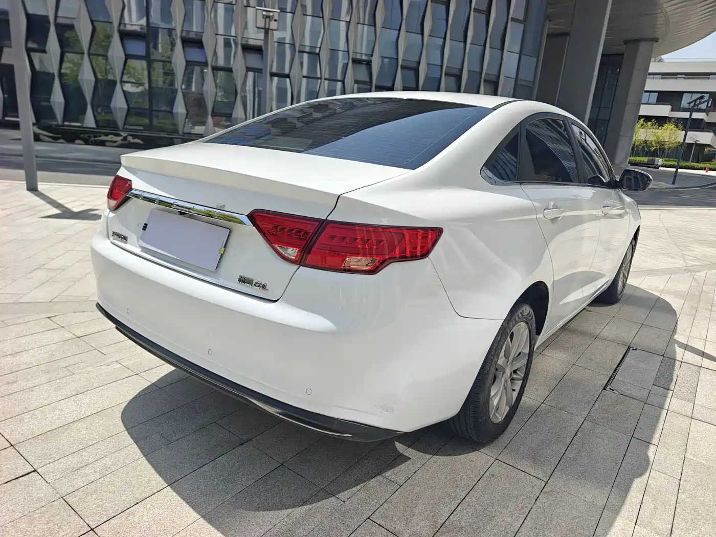 GEELY AUTOMOBILE EMGRAND GL