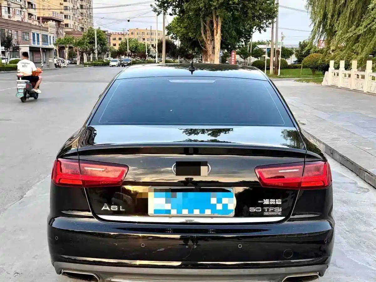 Photo 4 - Audi A6L
