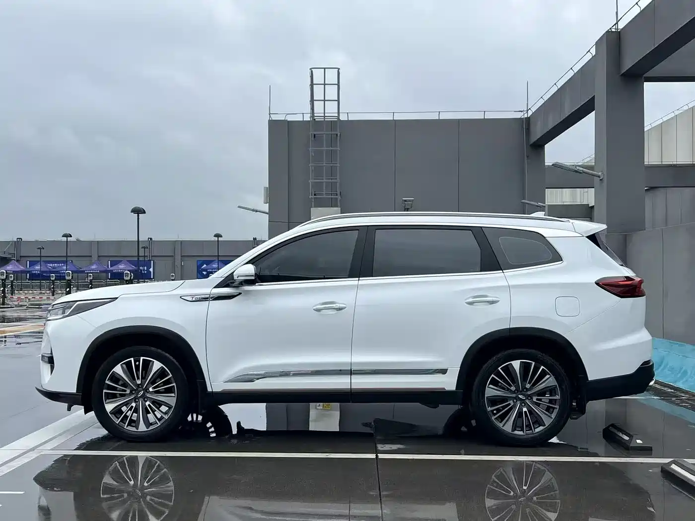 CHERY TIGGO 8 PRO