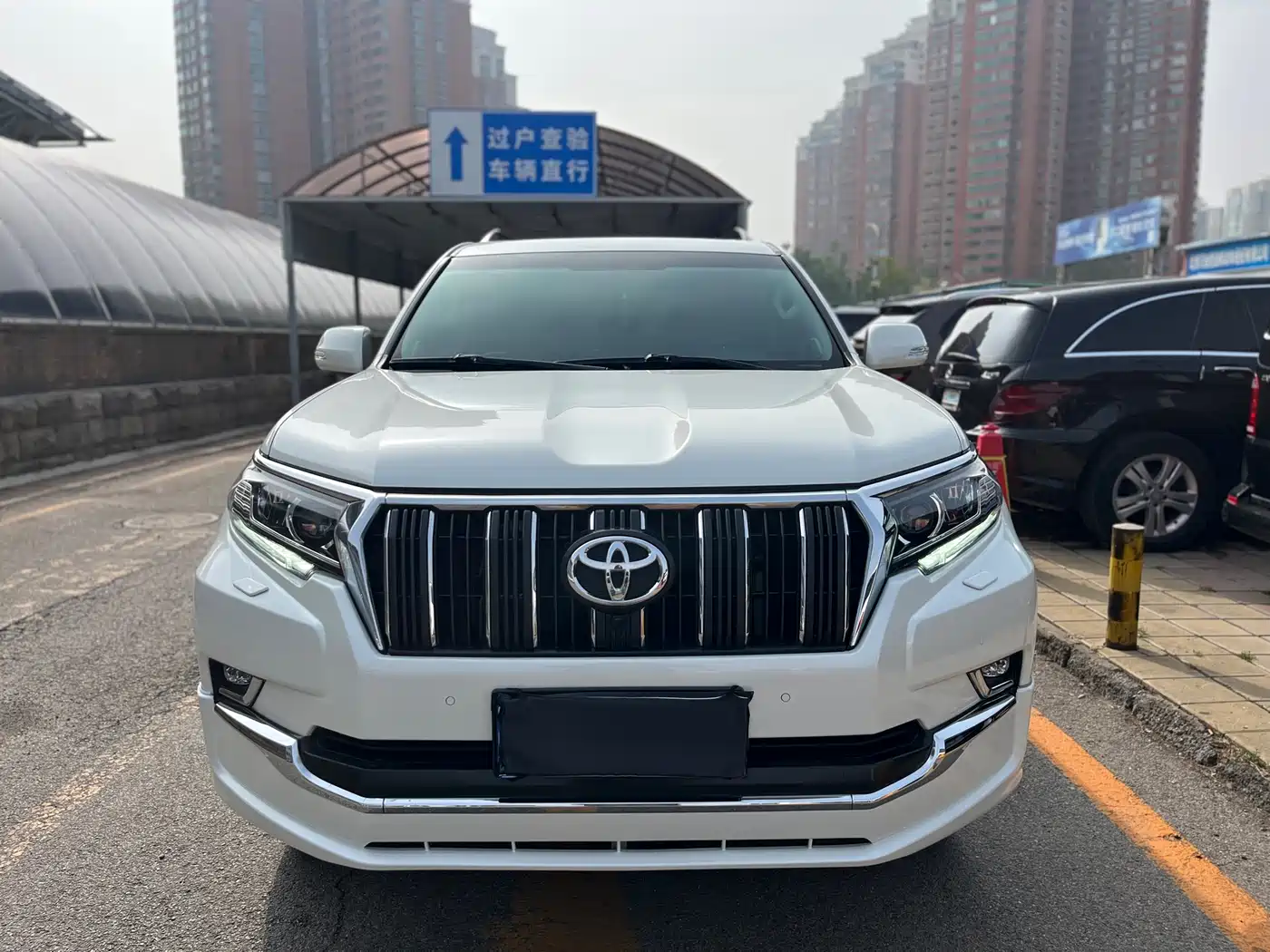 Toyota Prado 2019 3.5L Automatic TX-L Zunxiang Edition фото 2
