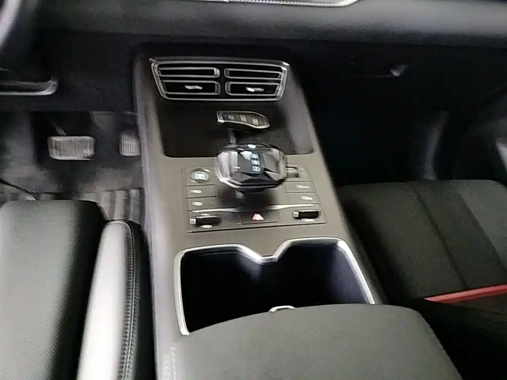 BYD Song Pro New Energy 2025 2nd Generation Smart Drive Edition DM-i 75KM Leading Type фото 10