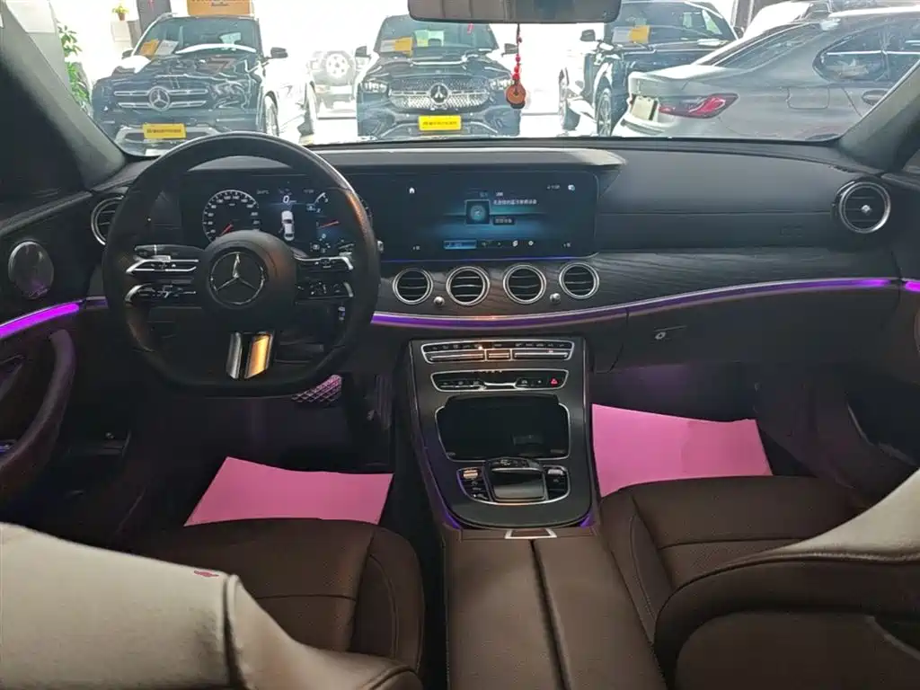 MERCEDES-BENZ E-CLASS