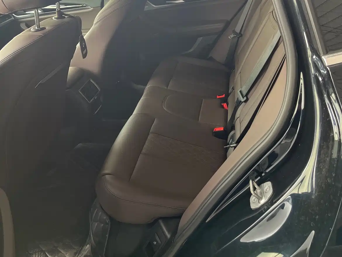 BMW iX3 2022 Facelift Leading Model фото 9