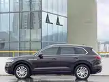 Фото 8 - Volkswagen Touareg