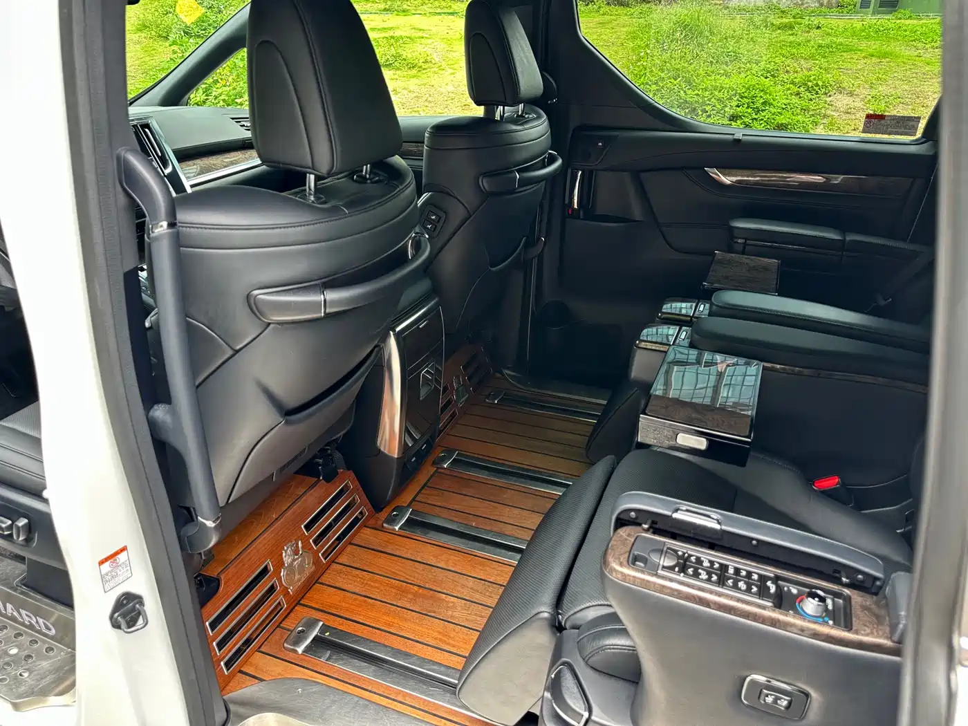 Toyota Alphard 2018 Facelift 3.5L Premium Edition фото 13
