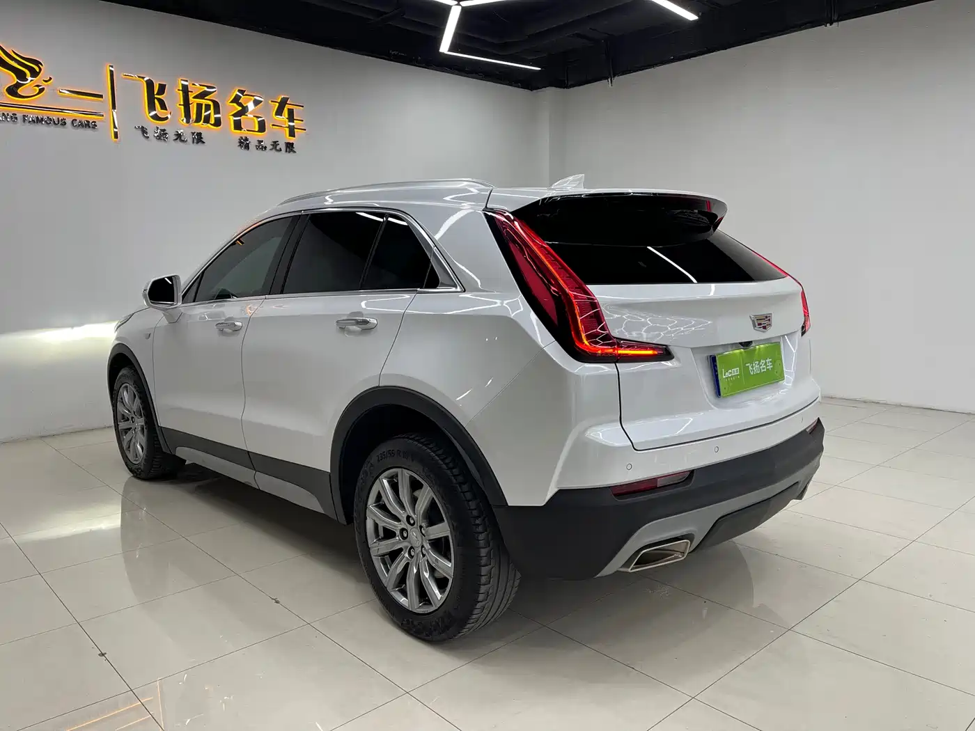 CADILLAC XT4