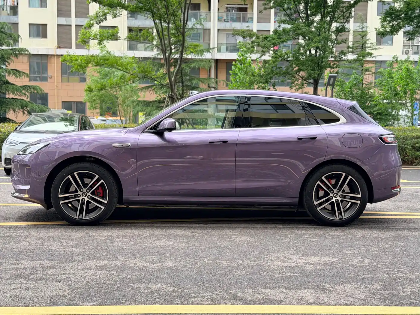 AITO Wenjie AITO M5 2025 Extended Range Ultra AWD фото 4