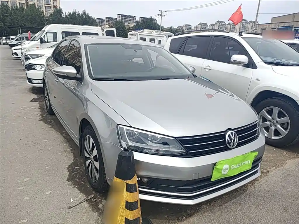 Volkswagen Sagitar 2017 230TSI Automatic Comfort фото 4