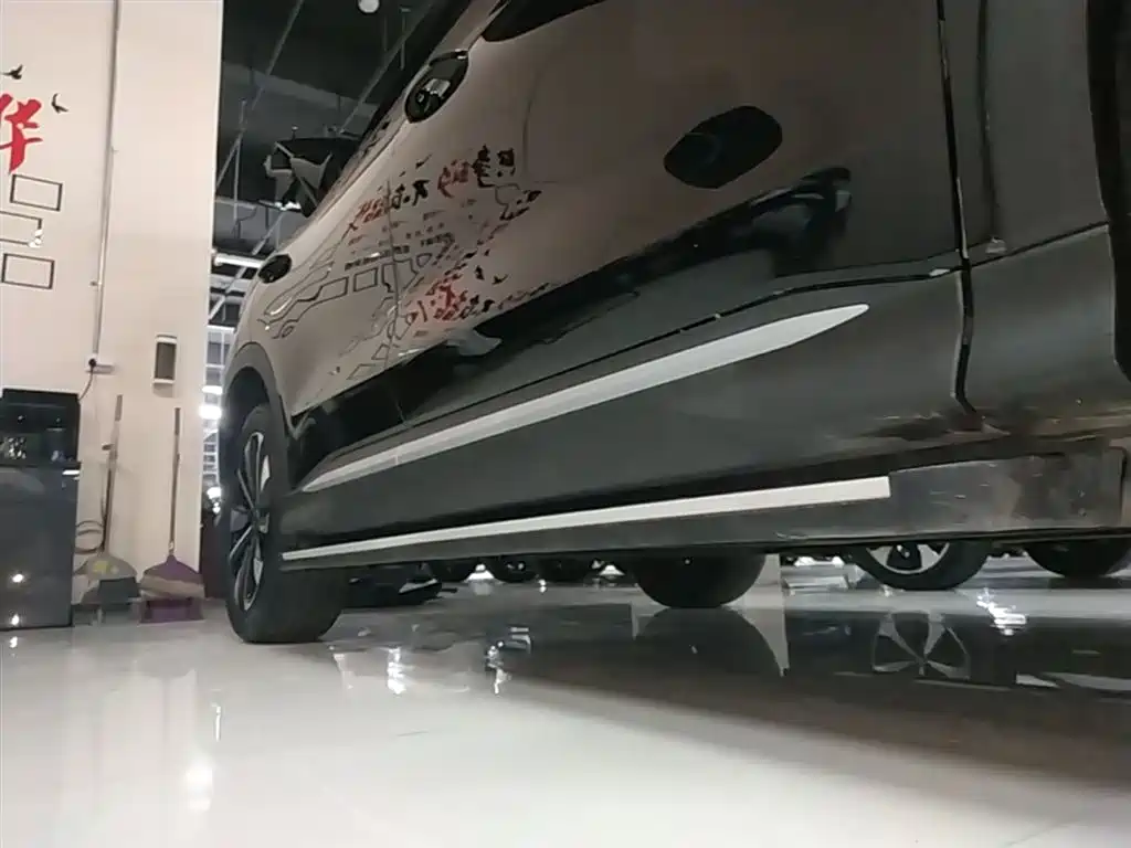 BYD Song PLUS PHEV 2025 DM-i 112KM Honor фото 21