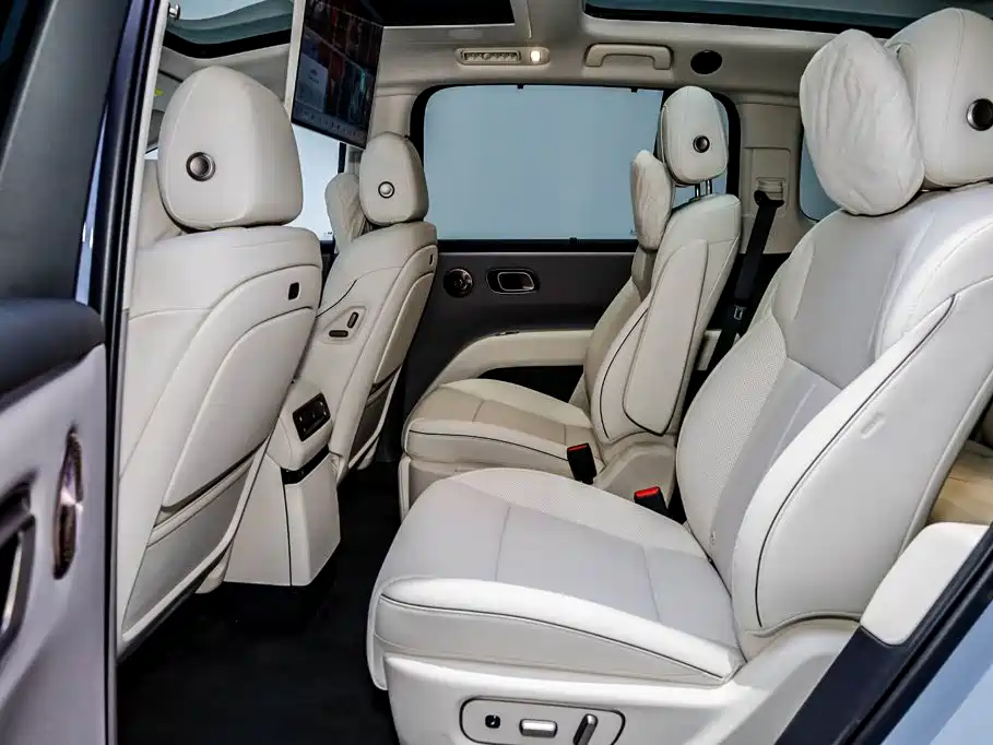 Li Auto Li i8 2025 2025 Standard Edition