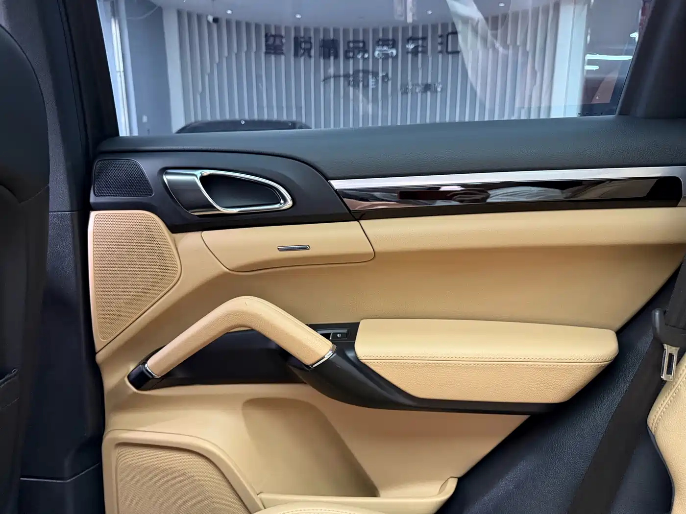 Porsche Cayenne 2015 Cayenne 3.0T фото 32