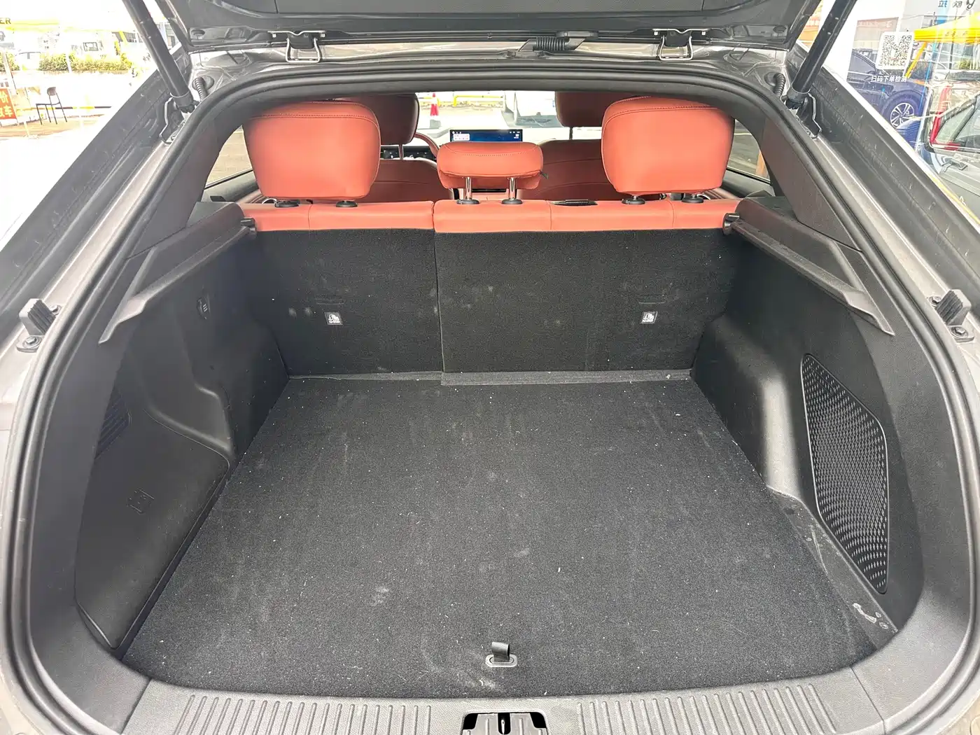 Geely Boyue REV 2026 2026 Extended Range Base Model