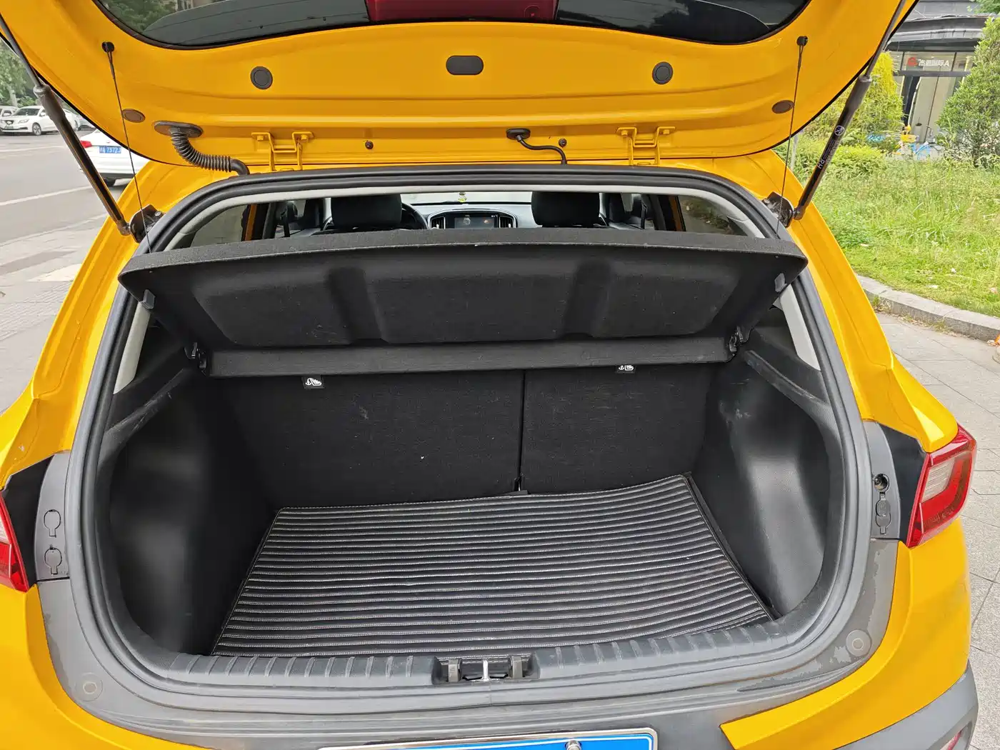 Kia KX1 2021 1.4L CVT Fun Sunroof Version фото 14