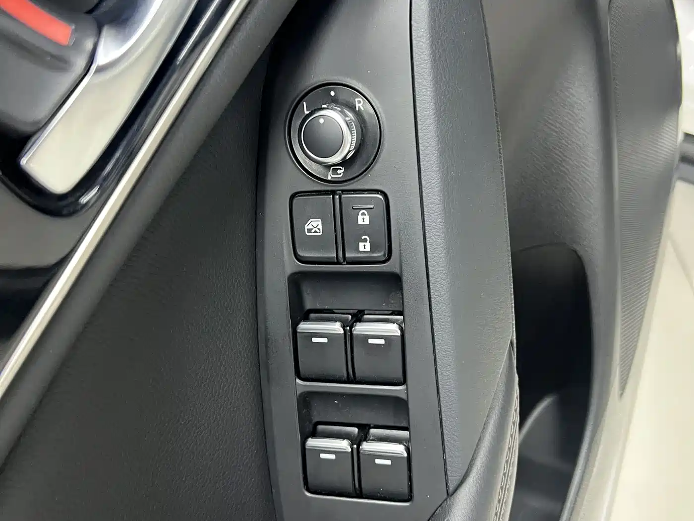 Mazda CX-4 2023 2021 2.0L Auto FWD Skyactiv Vitality Edition
