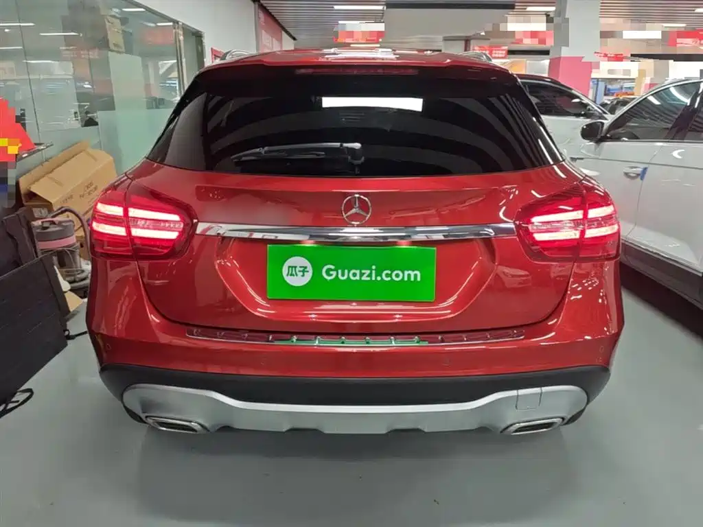Mercedes-Benz GLA 2018 GLA 200 Fashion фото 6