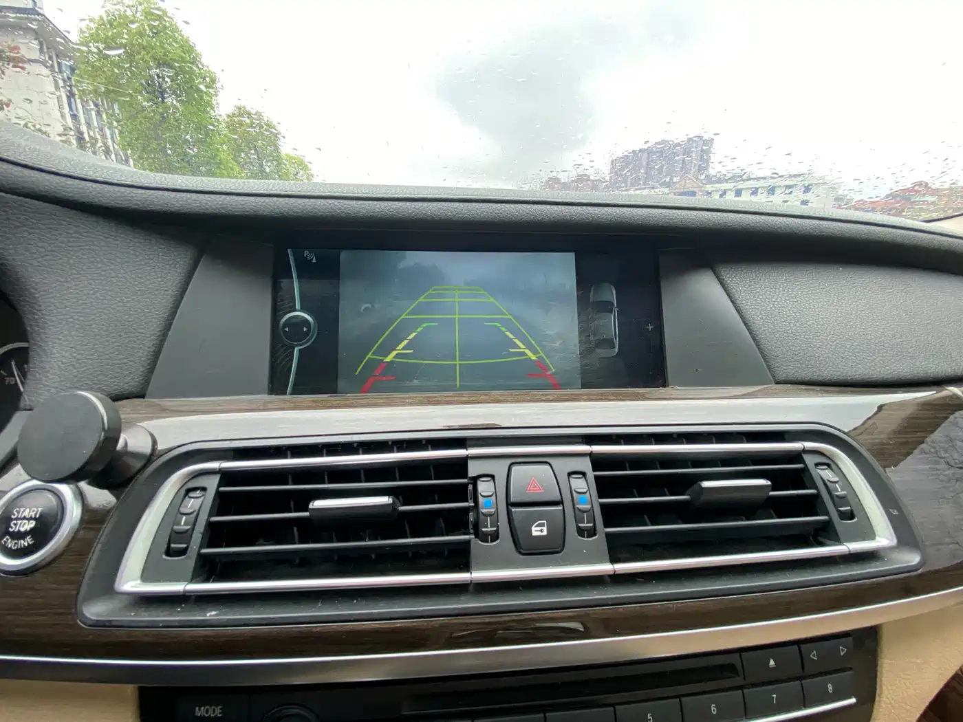 BMW 7 Series 2011 730Li Elegance фото 14