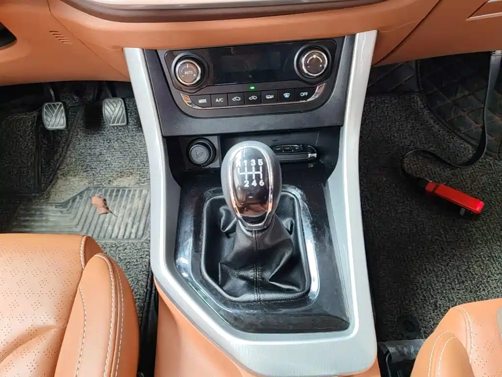 BAIC Huansu S7 2018 2018 1.5T Manual Premium