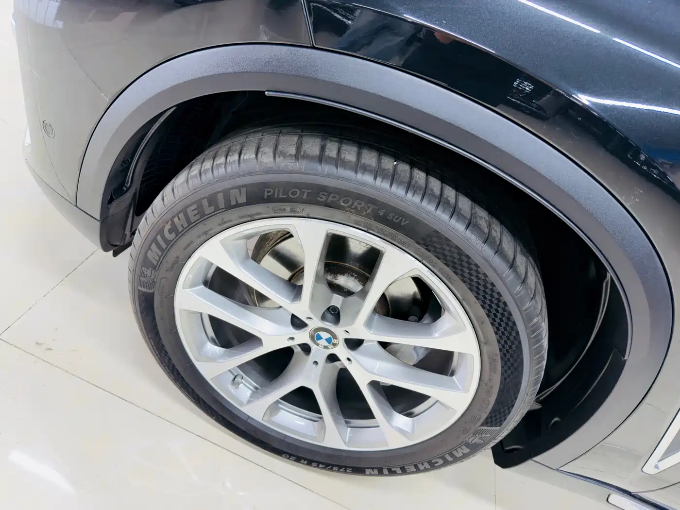 BMW X5 (Import) 2021 xDrive30i X Design Package фото 4