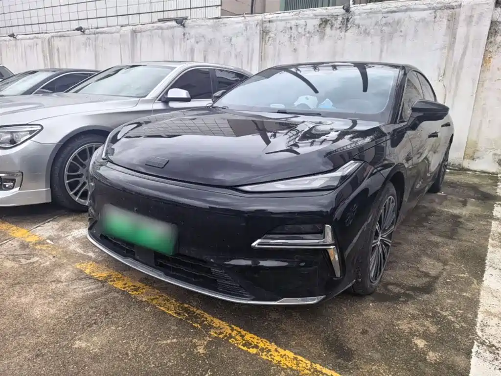 Geely Galaxy Galaxy Xingyao 8 2025 Model 130km EM-i Flagship Edition