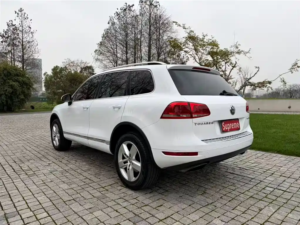 Volkswagen Touareg 2015 3.0TSI Luxury фото 7