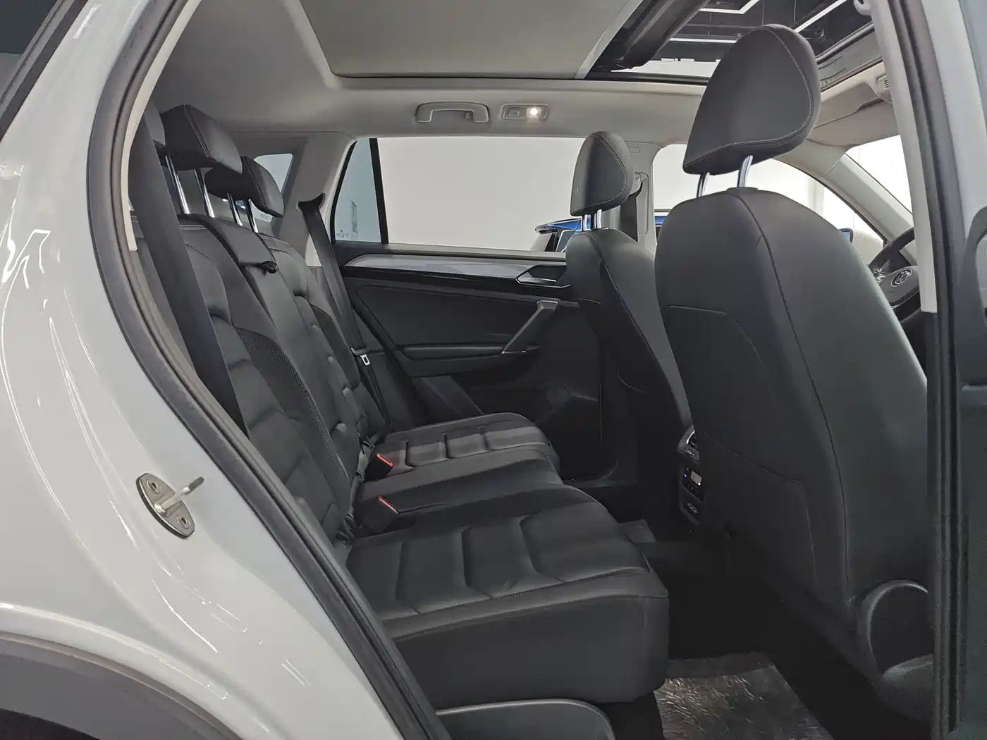 Volkswagen Tayron 2020 330TSI 2WD Luxury Smart Edition фото 7