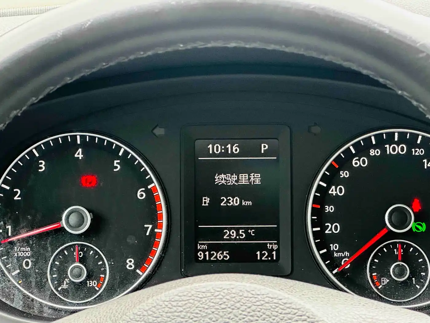 Volkswagen Sagitar 2014 1.4TSI Automatic Luxury фото 18